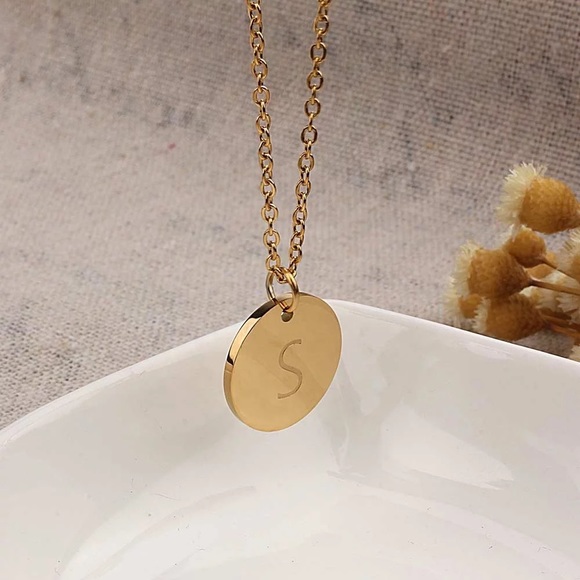 Initial letter Necklace- 14K Gold Plated- women necklaces - Picture 1 of 3